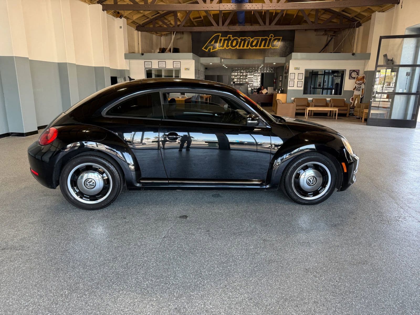 2013 Volkswagen Beetle 2.5 FWD