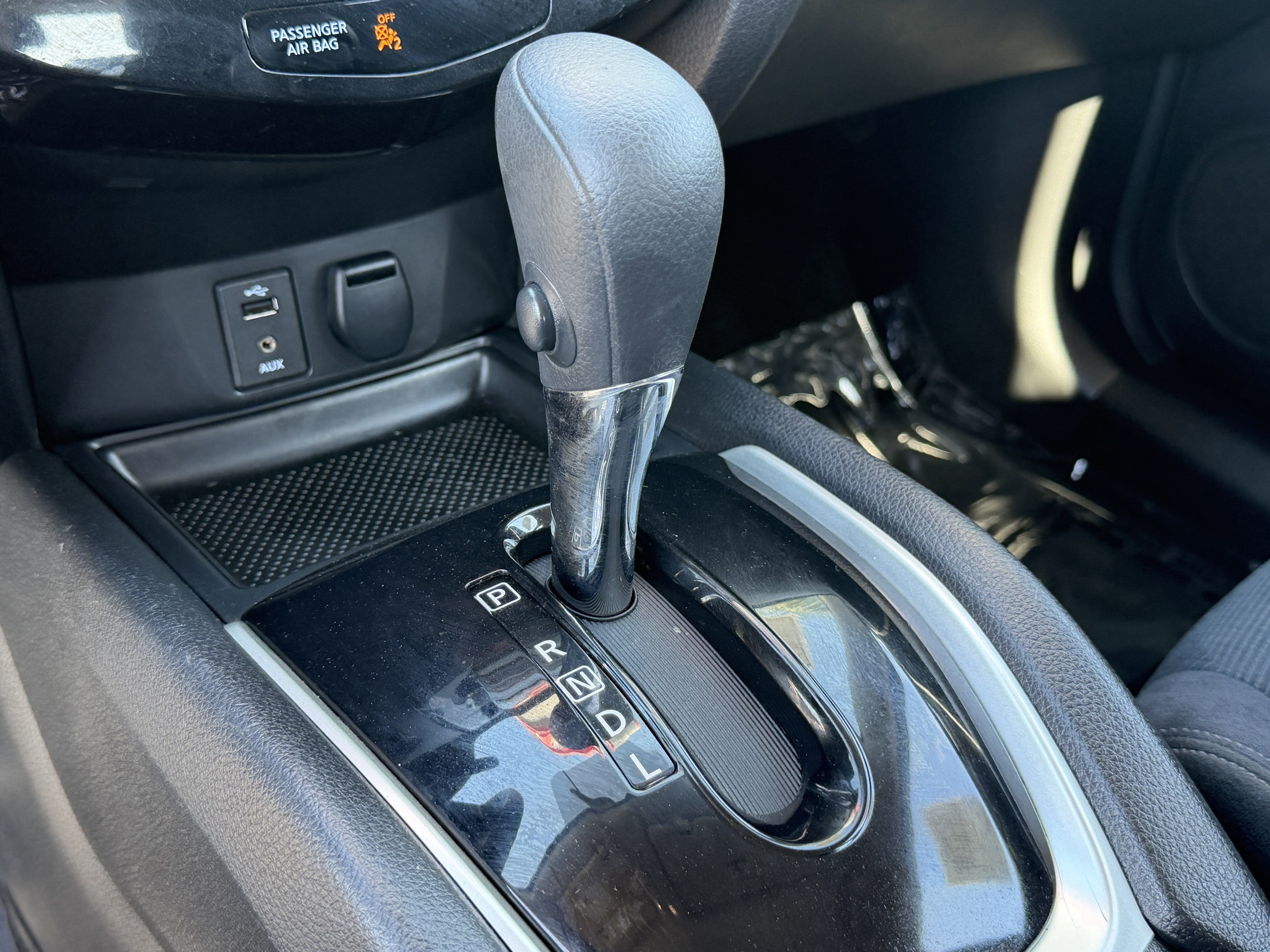 2016 Nissan Rogue S FWD