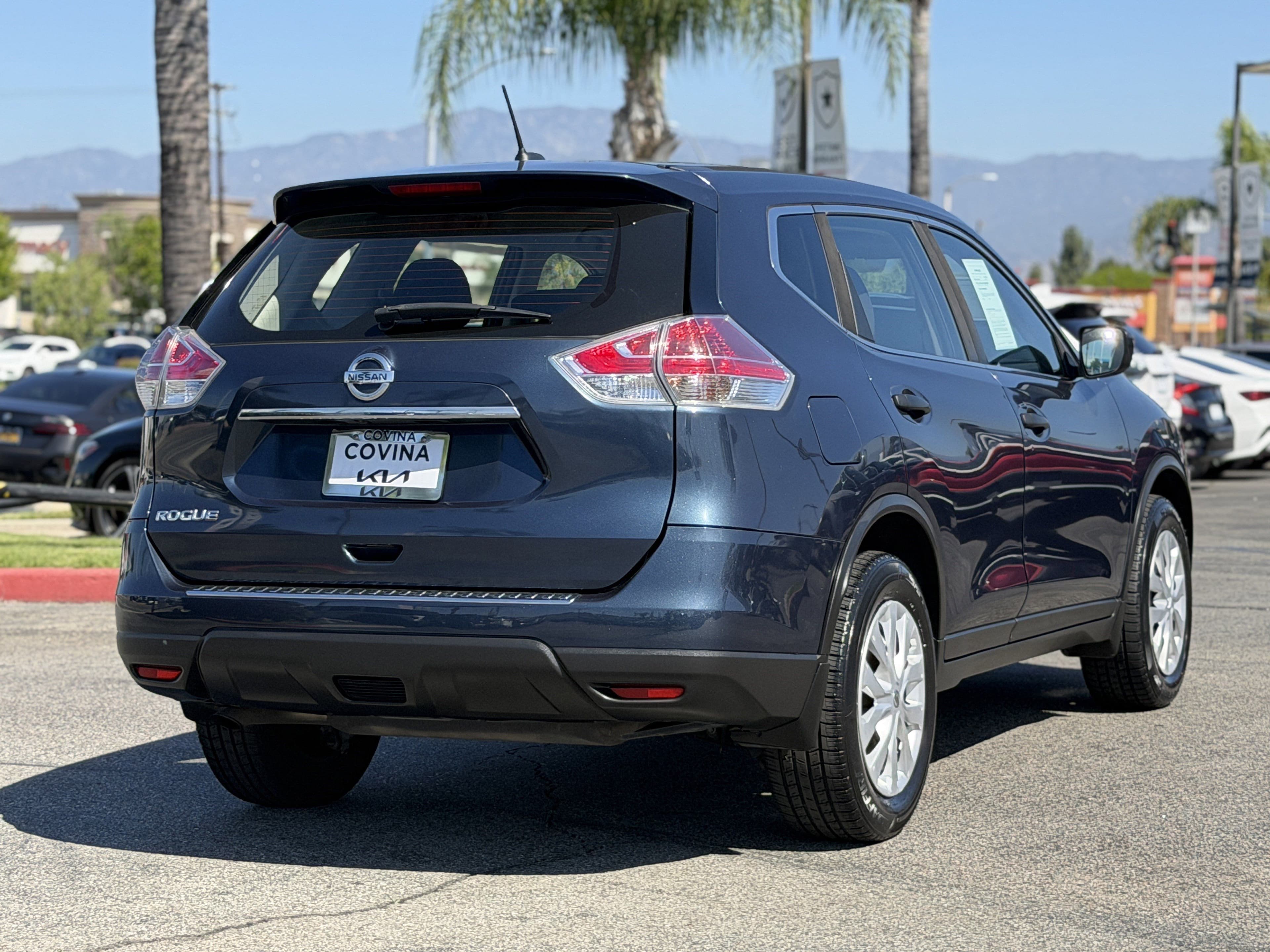 2016 Nissan Rogue S FWD