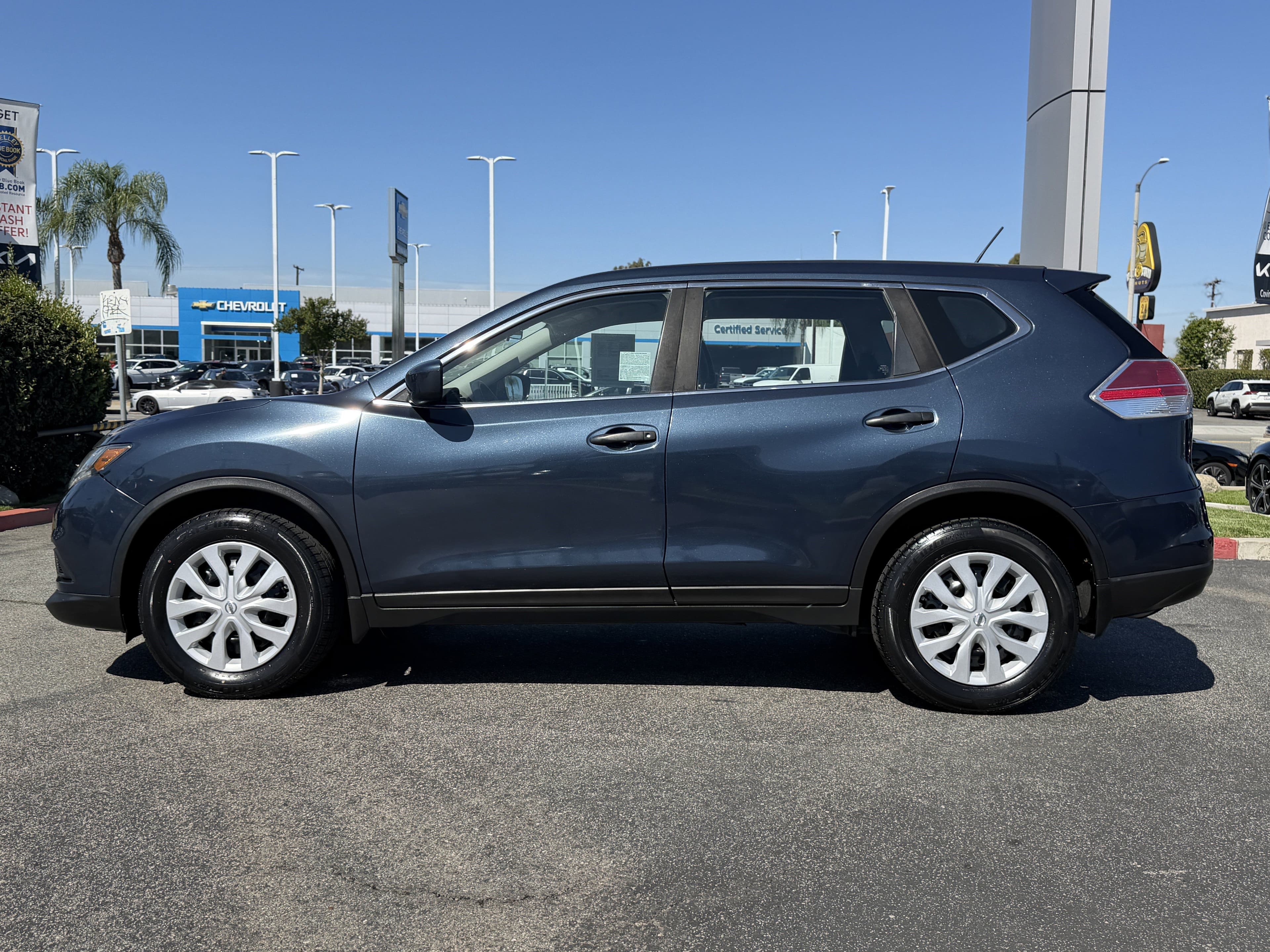 2016 Nissan Rogue S FWD