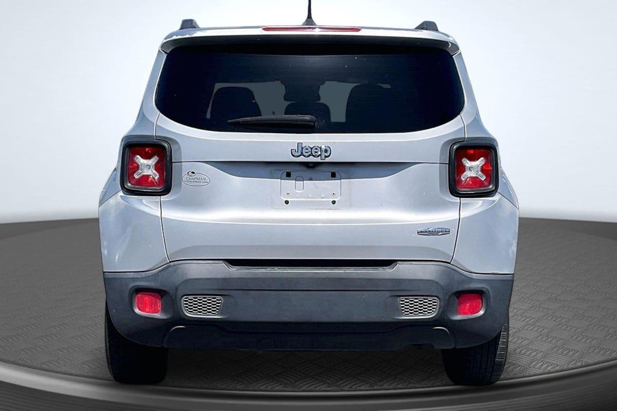 Used 2015 Jeep Renegade Latitude FWD