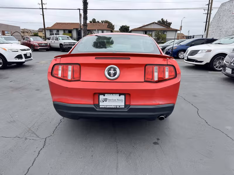 Used 2010 Ford Mustang Premium RWD