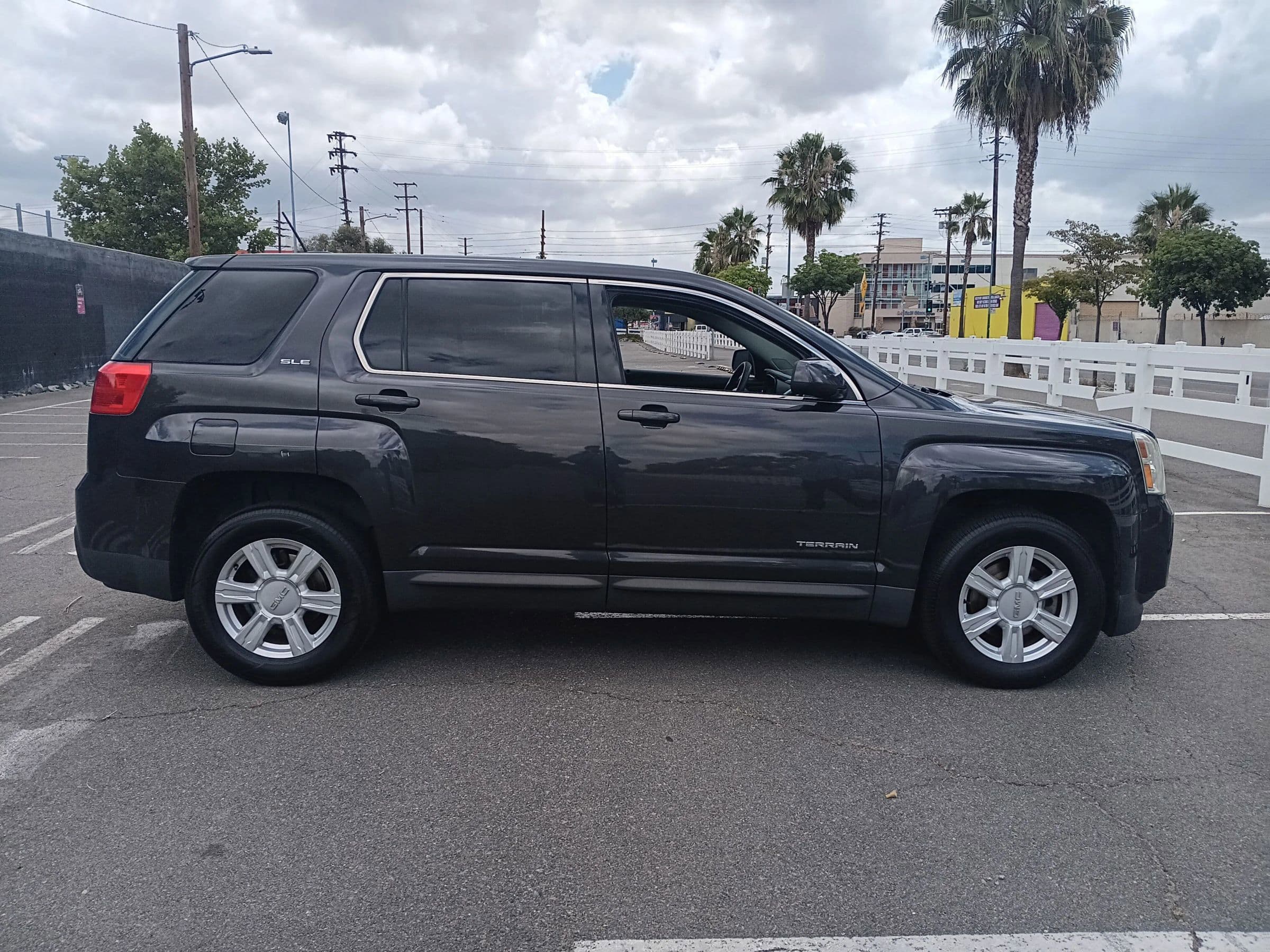Used 2015 GMC Terrain SLE FWD