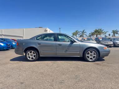 Used 2003 Oldsmobile Alero GLS Sedan FWD