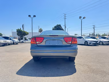 Used 2003 Oldsmobile Alero GLS Sedan FWD