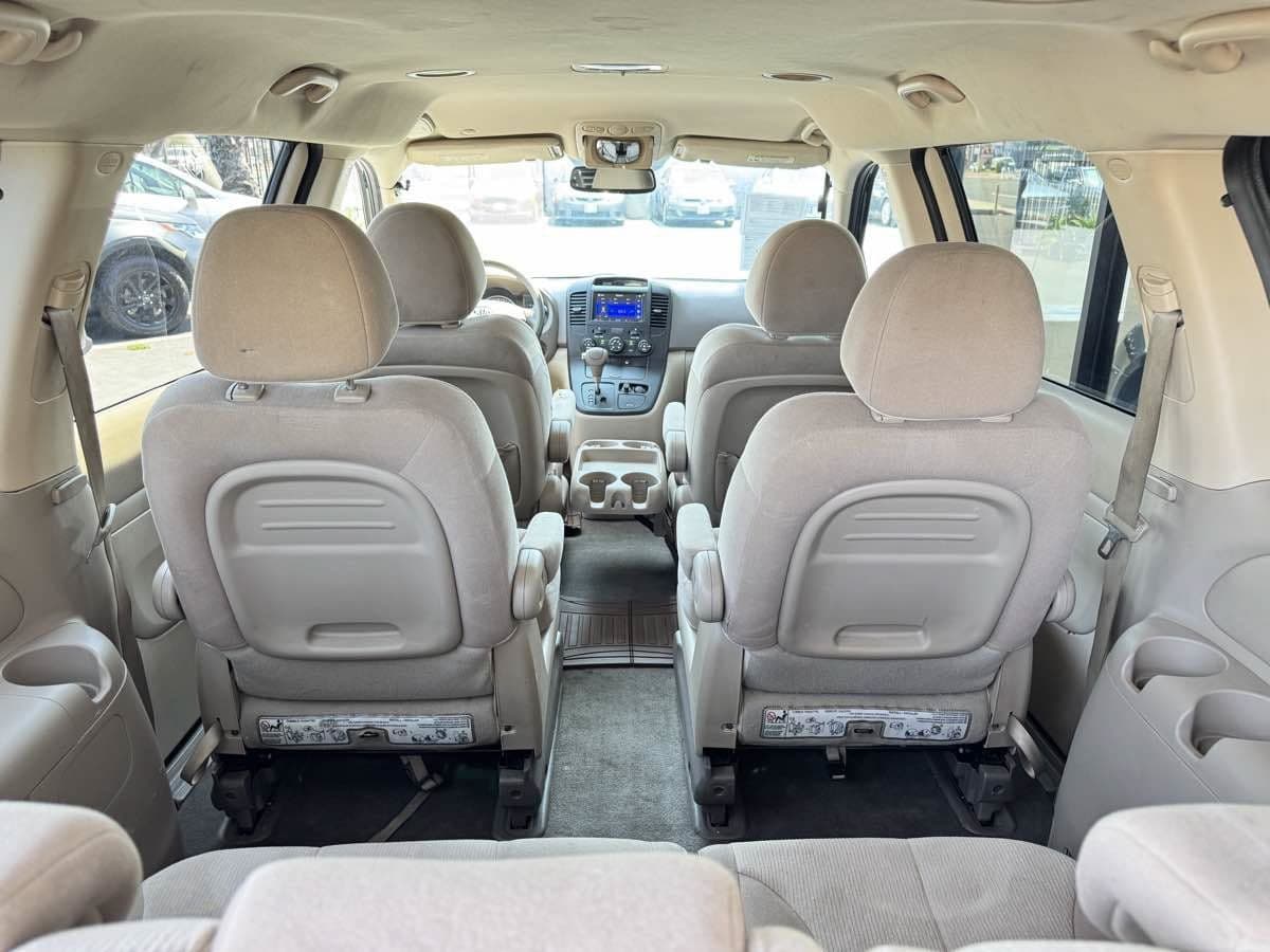 Used 2012 Kia Sedona LX w PWR Pkg FWD